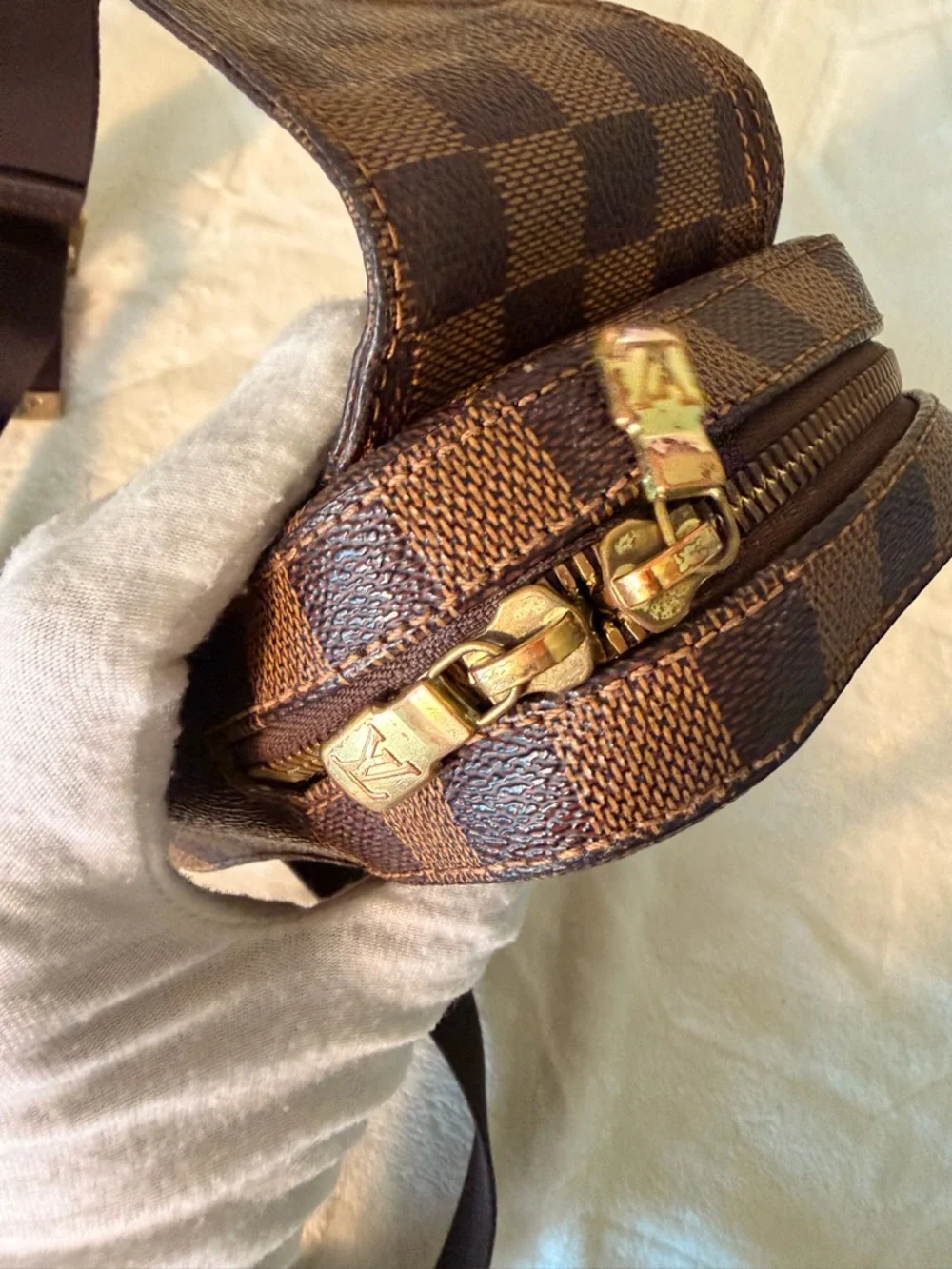 Louis Vuitton Geronimos belt bag - Picture 6 of 16